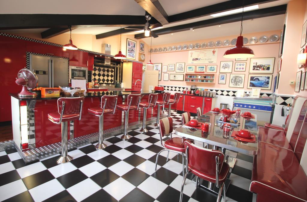 The Pitstop Little Hallingbury  Exterior photo